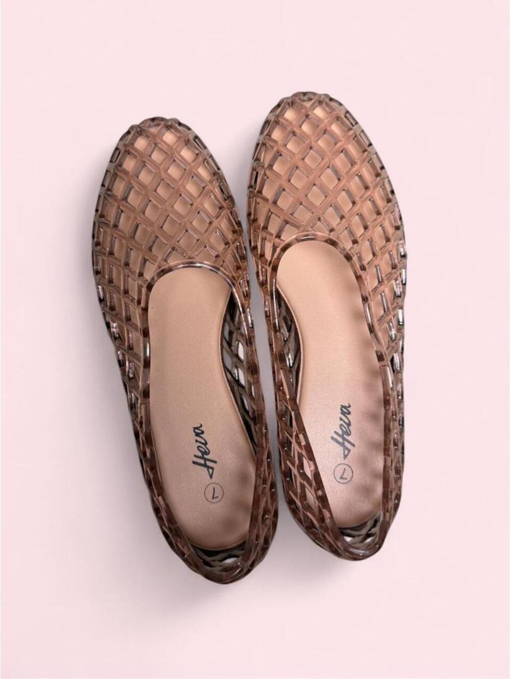 Beige/tan women’s jelly shoes - Picture 2 of 4
